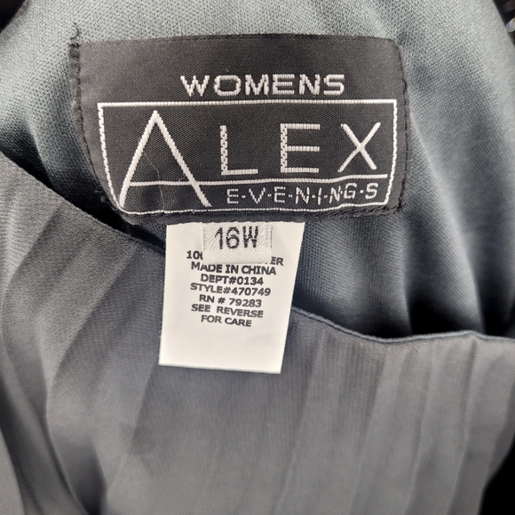 16W long charcoal gray gowny - Picture 7 of 7